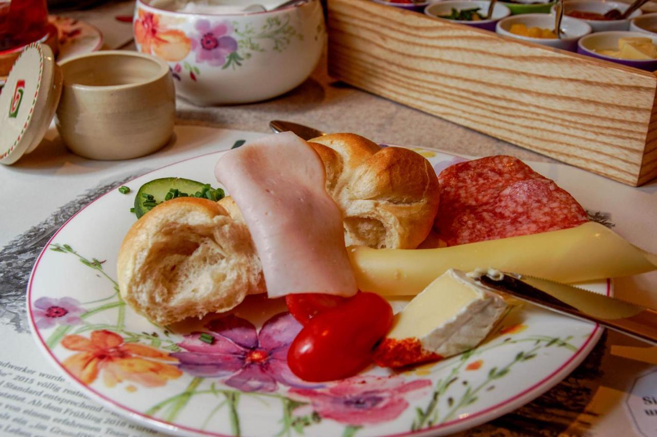 Waldruhe - Bett, Fruehstueck & Ein Laecheln Bed & Breakfast Бад Аузее Екстериор снимка