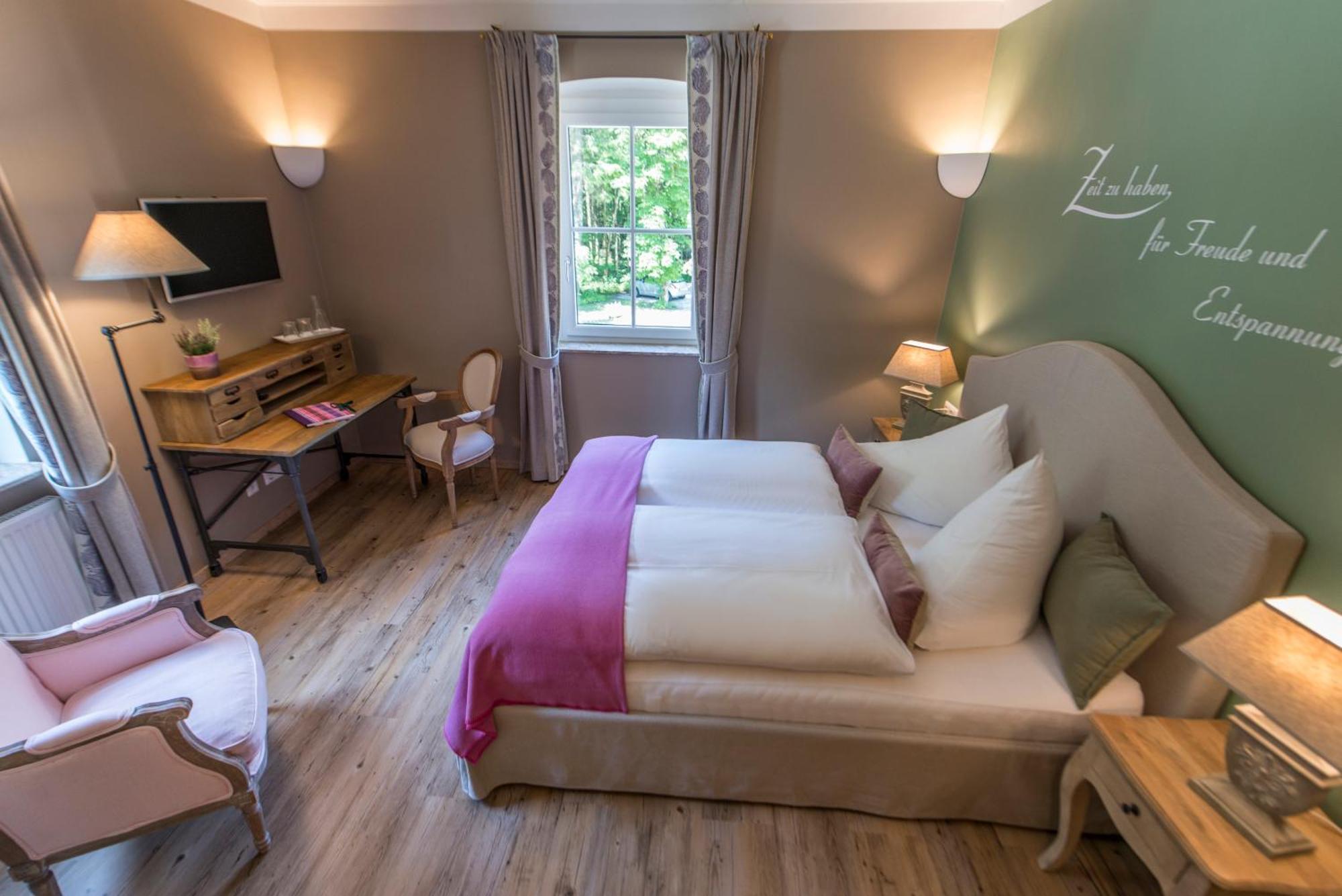 Waldruhe - Bett, Fruehstueck & Ein Laecheln Bed & Breakfast Бад Аузее Екстериор снимка