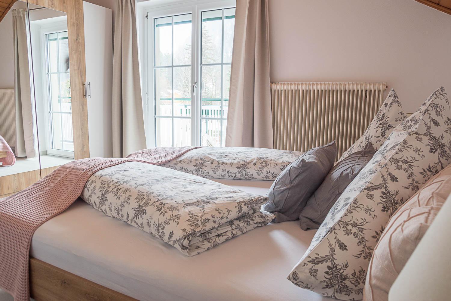 Waldruhe - Bett, Fruehstueck & Ein Laecheln Bed & Breakfast Бад Аузее Екстериор снимка