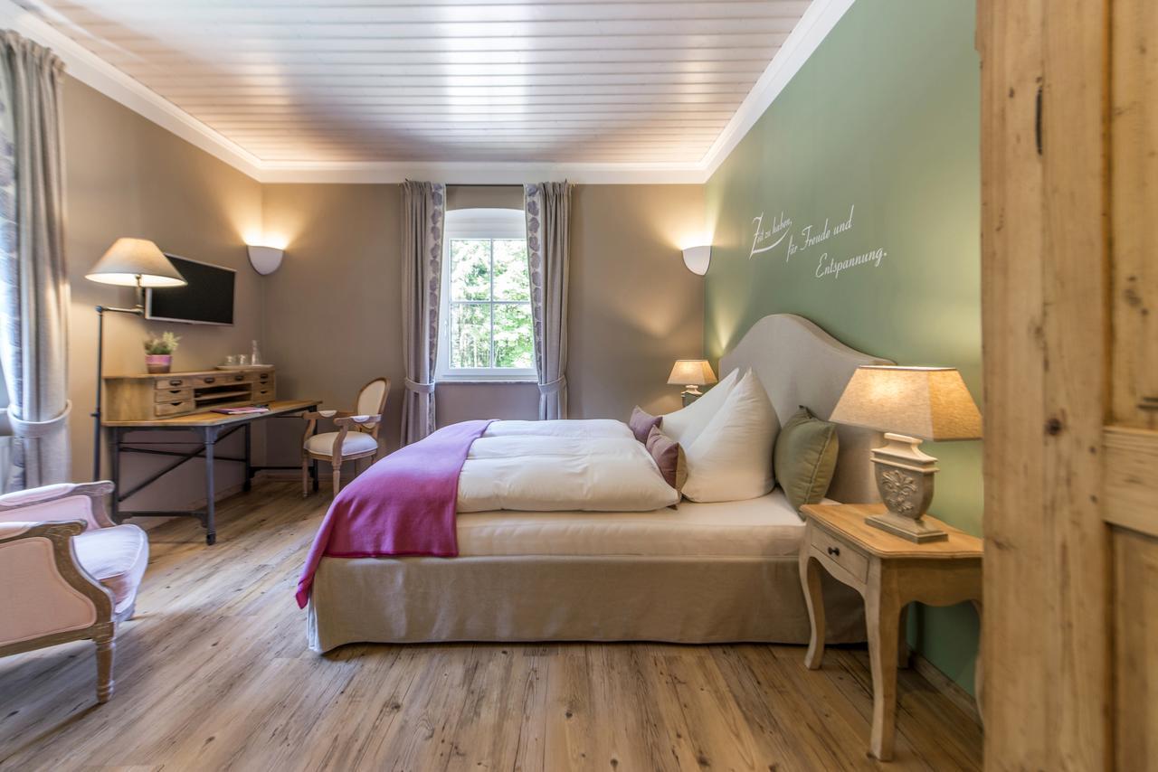 Waldruhe - Bett, Fruehstueck & Ein Laecheln Bed & Breakfast Бад Аузее Екстериор снимка